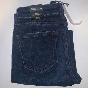 STS Blue Emma Ankle Skinny Jeans - size 26 (NWT)